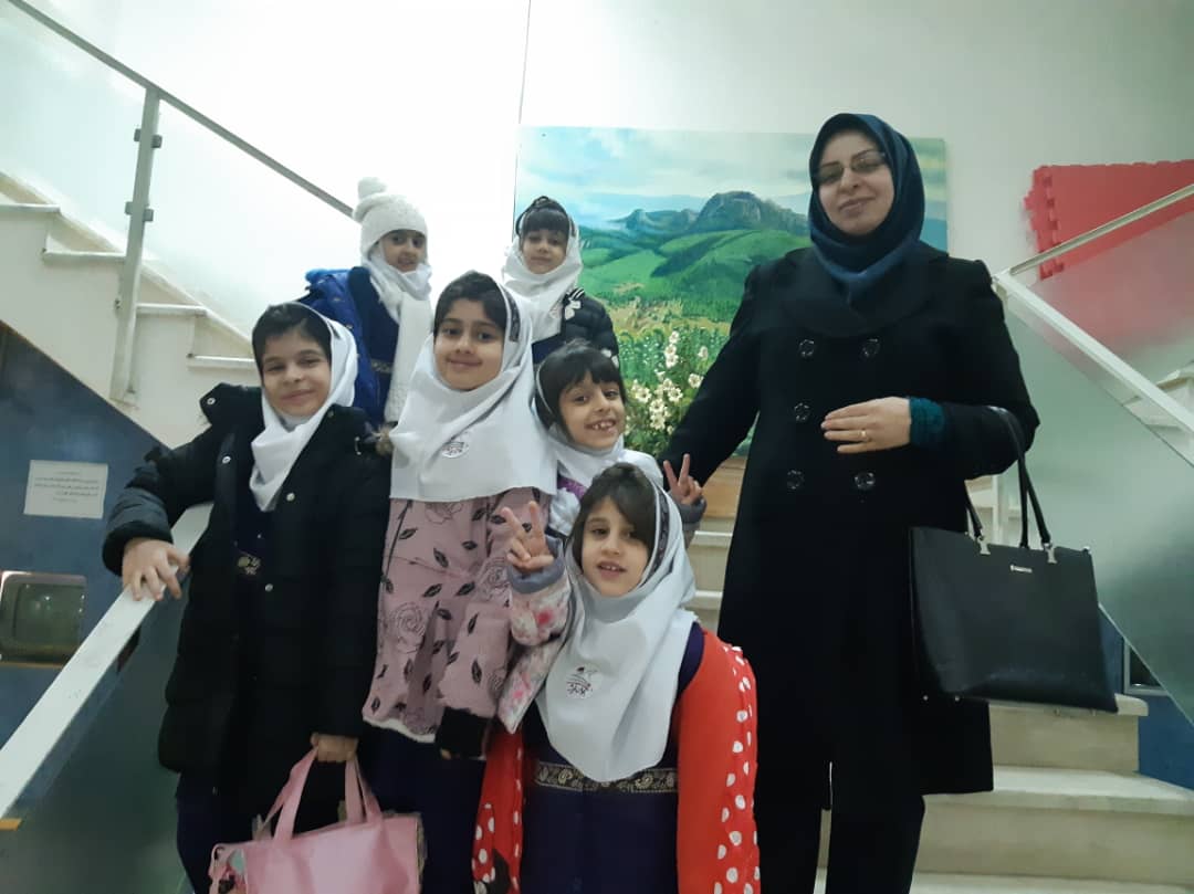 بازدید دانش آموزان پیش دبستان و پایه های اول و دوم از موزه جانورشناسی محیط زیست گیلان